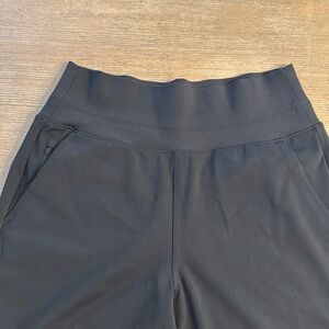 Athleta black flare leg pants size small. Non-wrinkle perfect for travel.